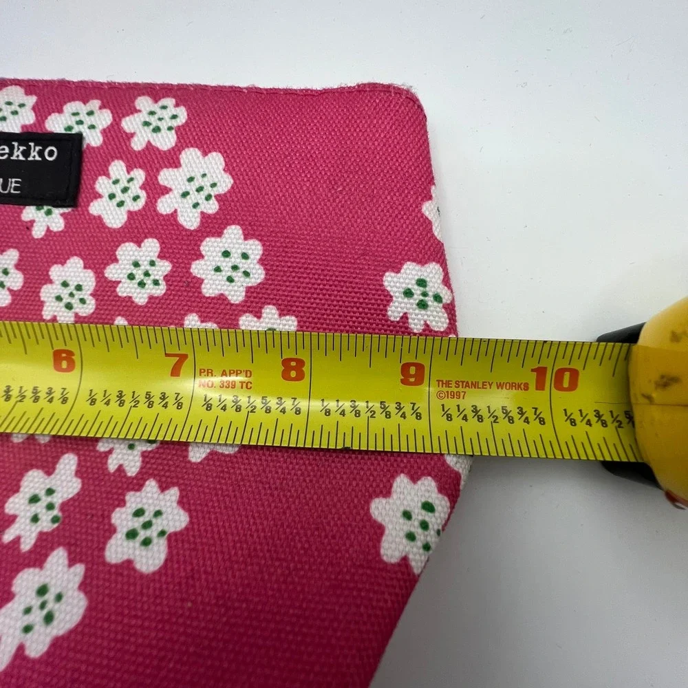 Marimekko for Clinique Floral Cosmetic Bag Pink White Green Retro Iconic
